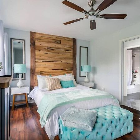 Walk To Broadway Charming Modern Historic Townhome Нэшвилл Экстерьер фото